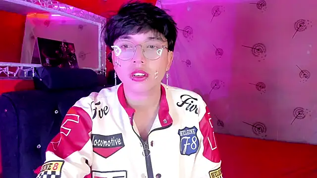 Snapshot of AnggelONfiree chatting on 5, 10, 2025 AnggelONfiree online show from 5, 10, 2025