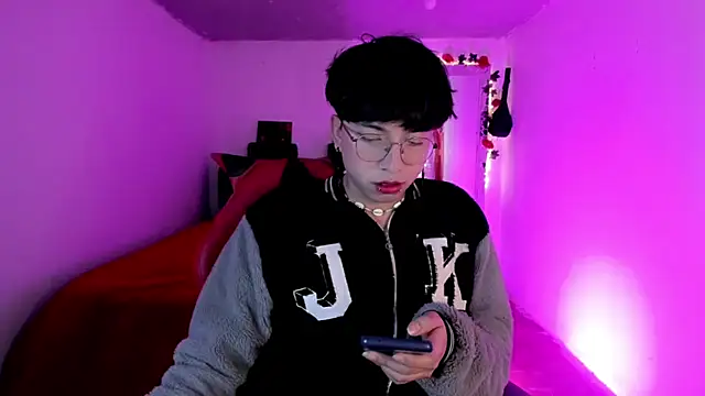 Snapshot of AnggelONfiree chatting on 12, 11, 2025 AnggelONfiree online show from 12, 11, 2025