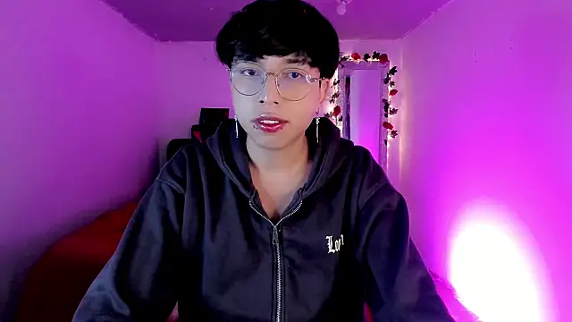 Snapshot of AnggelONfiree chatting on 3, 12, 2025 AnggelONfiree online show from 3, 12, 2025