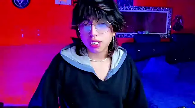 Snapshot of AnggelONfiree chatting on 4, 2, 2025 AnggelONfiree online show from 4, 2, 2025