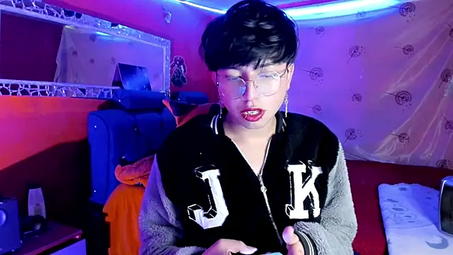 Snapshot of AnggelONfiree chatting on 9, 9, 2025 AnggelONfiree online show from 9, 9, 2025