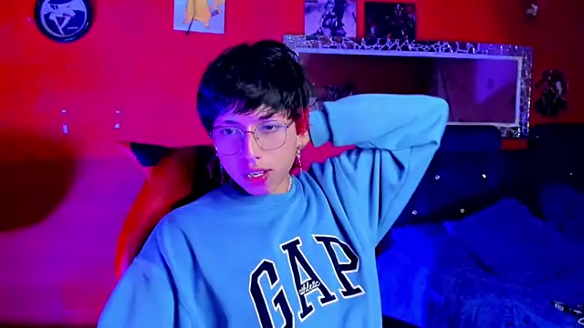 Snapshot of AnggelONfiree chatting on 18, 2, 2025 AnggelONfiree online show from 18, 2, 2025