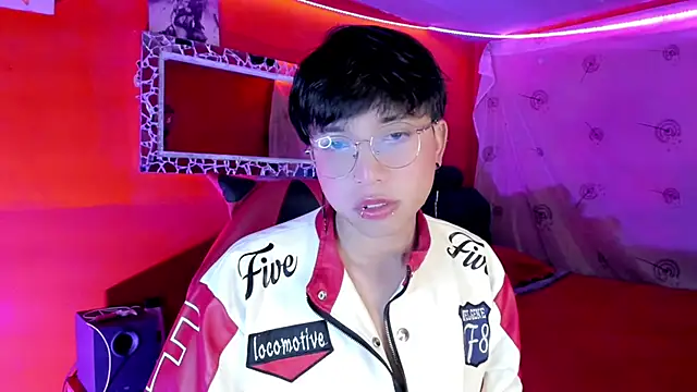 Snapshot of AnggelONfiree chatting on 27, 9, 2025 AnggelONfiree online show from 27, 9, 2025