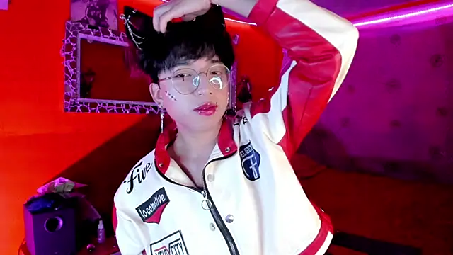 Snapshot of AnggelONfiree chatting on 12, 10, 2025 AnggelONfiree online show from 12, 10, 2025