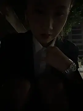 Snapshot of moneymaker_taipei chatting on 18, 10, 2025 moneymaker taipei online show from 18, 10, 2025