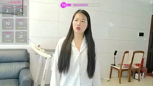 luoxuwen online show from 20, 3, 2026