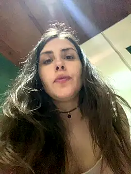 isadelasestrellas online show from 8, 10, 2025