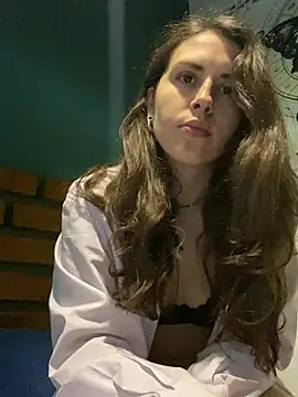 isadelasestrellas online show from 9, 3, 2026