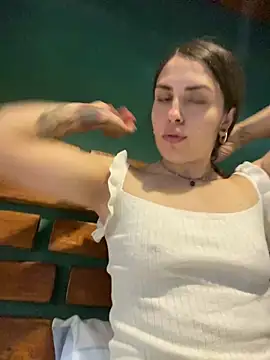 isadelasestrellas online show from 4, 2, 2026