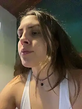 isadelasestrellas online show from 16, 12, 2025