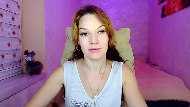 impossibleluna online show from 26, 10, 2025