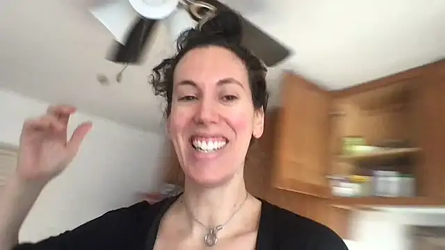 BonfireBonnie online show from 19, 12, 2024