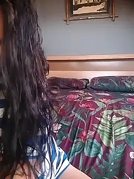 Hornyparratjie online show from 15, 5, 2026