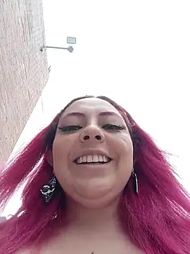 Snapshot of madelaine- chatting on 16, 6, 2026 madelaine- online show from 16, 6, 2026