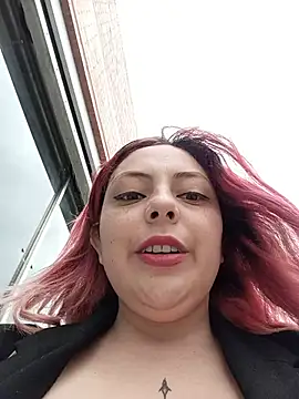Snapshot of madelaine- chatting on 15, 7, 2026 madelaine- online show from 15, 7, 2026
