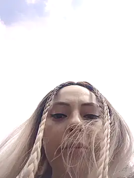 madelaine- online show from 16, 10, 2025