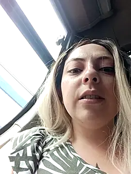 madelaine- online show from 9, 1, 2026