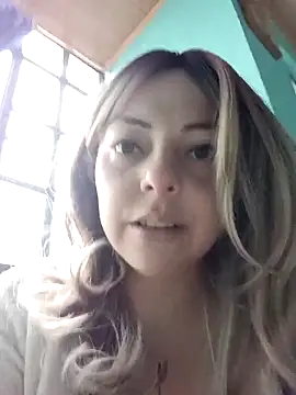 madelaine- online show from 4, 12, 2025