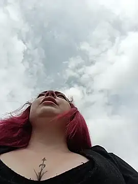 madelaine- online show from 5, 6, 2026