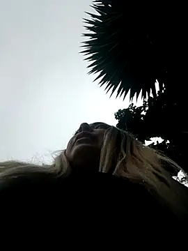 madelaine- online show from 17, 9, 2025