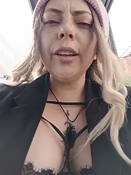 madelaine- online show from 13, 11, 2025