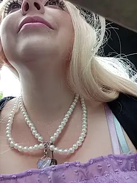 madelaine- online show from 11, 2, 2026