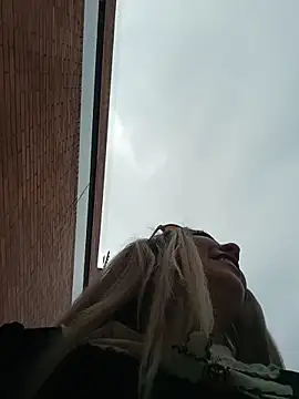 madelaine- online show from 11, 11, 2025