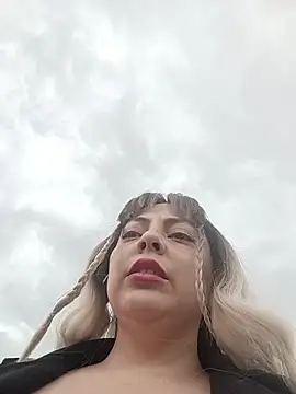madelaine- online show from 30, 5, 2026