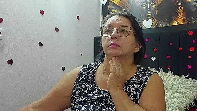 Evaaross 2345 online show from 20, 5, 2026