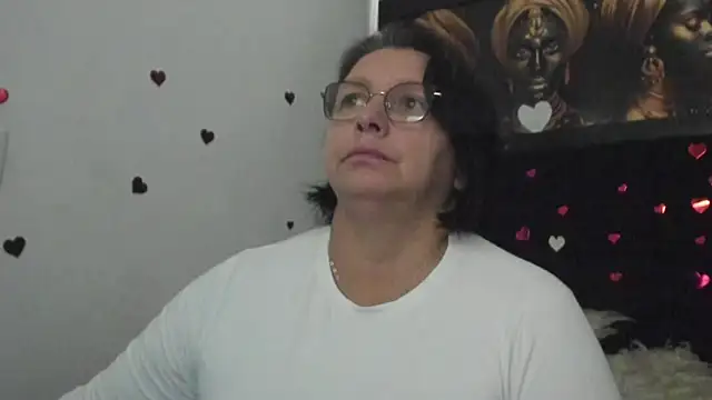 Evaaross 2345 online show from 13, 4, 2026