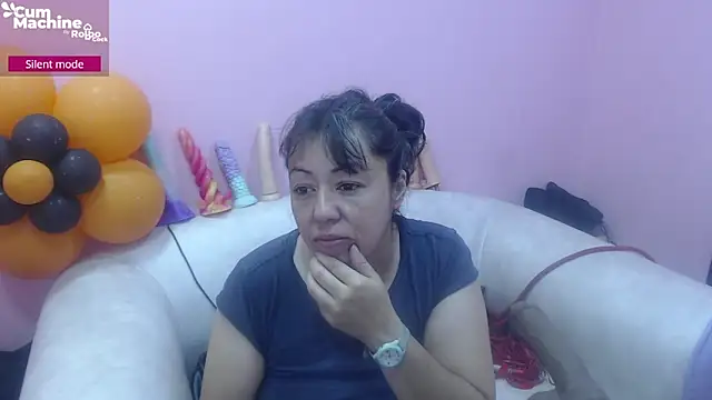 Snapshot of Drool_Sucker chatting on 4, 11, 2025 Drool Sucker online show from 4, 11, 2025