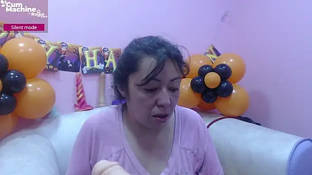 Snapshot of Drool_Sucker chatting on 13, 10, 2025 Drool Sucker online show from 13, 10, 2025