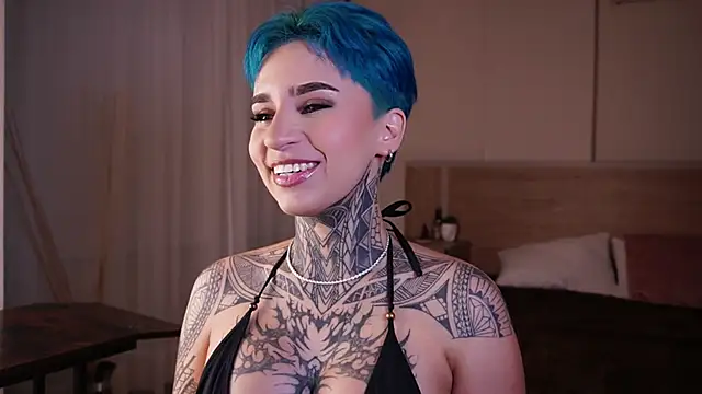 Snapshot of AliceShazaham_ chatting on 16, 2, 2025 AliceShazaham online show from 16, 2, 2025