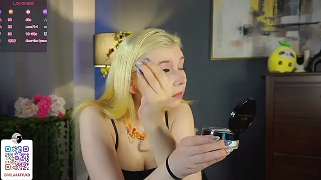 DaisyElmers online show from 11, 3, 2025