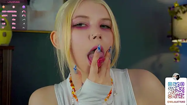 DaisyElmers online show from 25, 2, 2025