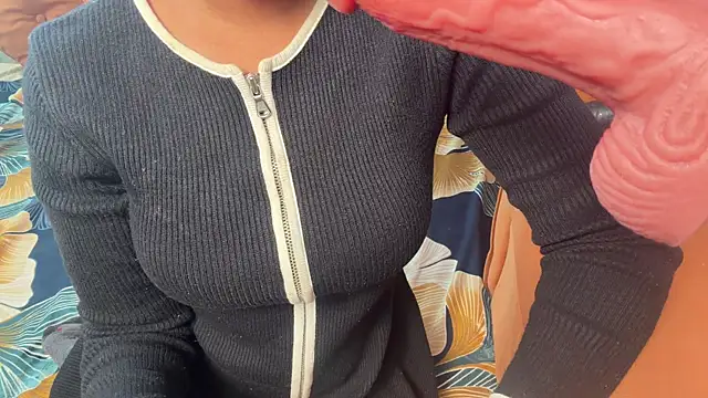 Snapshot of Sheela_oshovadi chatting on 13, 2, 2026 Sheela oshovadi online show from 13, 2, 2026