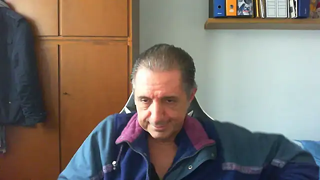 Snapshot of lliuk70mi chatting on 30, 1, 2025 lliuk70mi online show from 30, 1, 2025