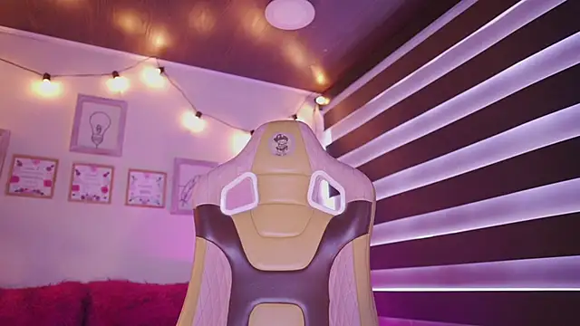 milly kenner online show from 26, 9, 2025