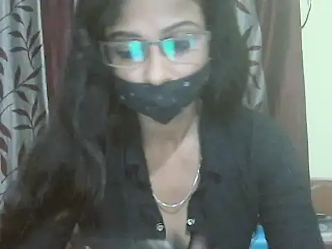 Snapshot of JENIFER_PUNE chatting on 10, 2, 2025 JENIFER PUNE online show from 10, 2, 2025