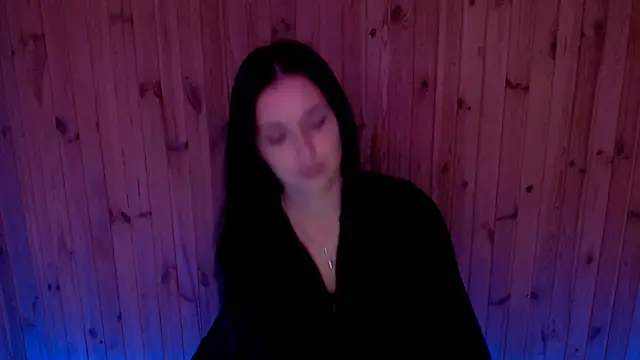 Snapshot of AlisaLink chatting on 19, 9, 2025 AlisaLink online show from 19, 9, 2025