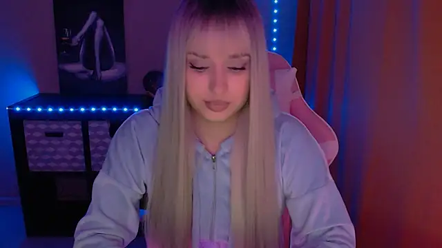 Snapshot of AlisaLink chatting on 11, 3, 2025 AlisaLink online show from 11, 3, 2025