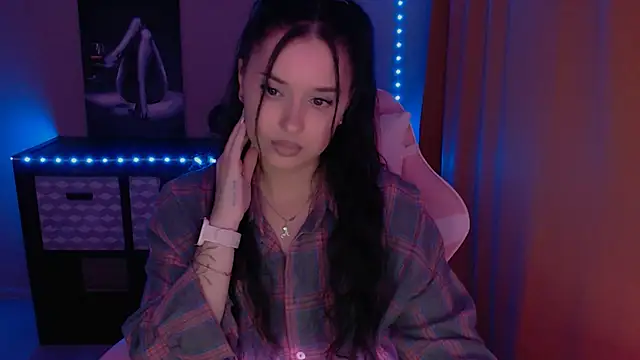 Snapshot of AlisaLink chatting on 14, 3, 2025 AlisaLink online show from 14, 3, 2025