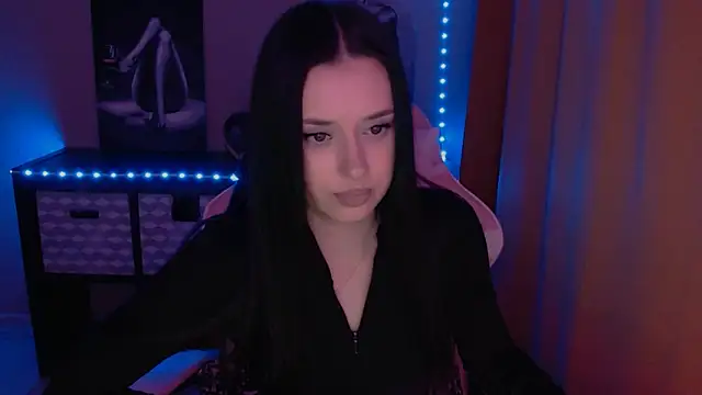 Snapshot of AlisaLink chatting on 25, 2, 2025 AlisaLink online show from 25, 2, 2025