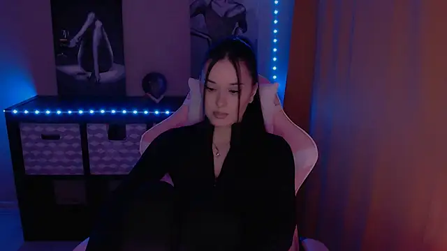 Snapshot of AlisaLink chatting on 22, 3, 2025 AlisaLink online show from 22, 3, 2025