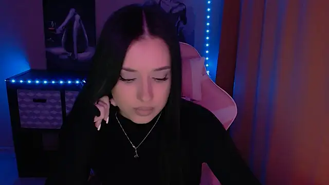 Snapshot of AlisaLink chatting on 23, 2, 2025 AlisaLink online show from 23, 2, 2025