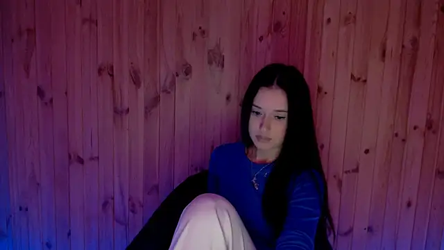 Snapshot of AlisaLink chatting on 7, 10, 2025 AlisaLink online show from 7, 10, 2025