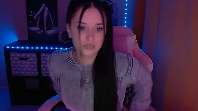 Snapshot of AlisaLink chatting on 9, 2, 2025 AlisaLink online show from 9, 2, 2025