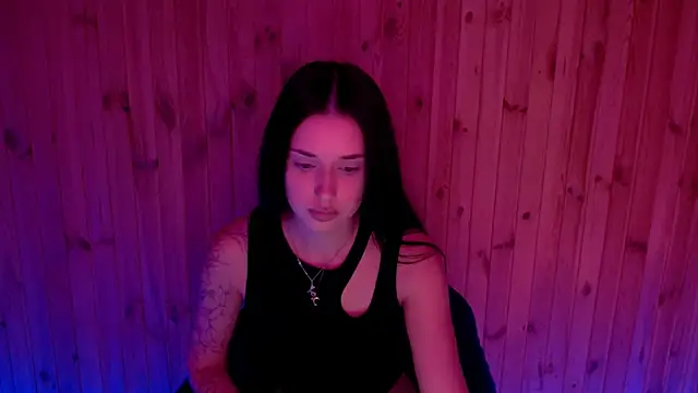 Snapshot of AlisaLink chatting on 15, 9, 2025 AlisaLink online show from 15, 9, 2025