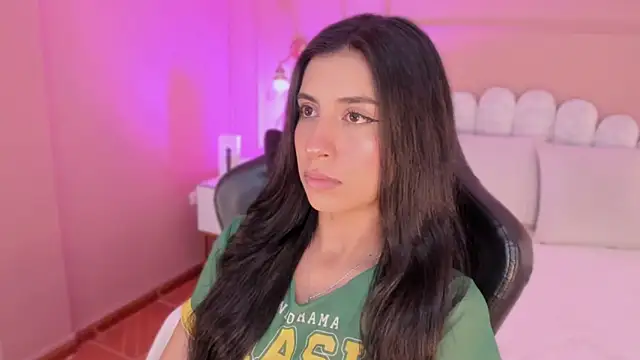 zia cooper online show from 19, 11, 2025