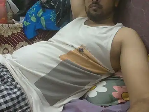 Desiboy 525 online show from 3, 10, 2025